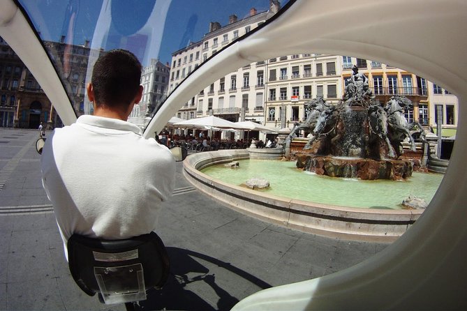1 or 2-Hour Pedicab tour of Lyon - Why a pedicab works so well in Lyon’s tight streets