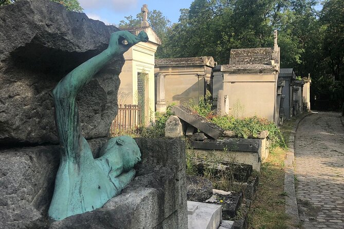 2.5 Hour Walking Tour of Père Lachaise Cemetery from Paris - Père Lachaise feels like a park you can read