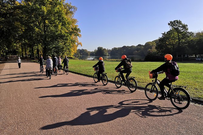 2h - Electric Bike Tour of Lyon with a Local Guide - Parc de la Tête d’Or: where the tour slows down and surprises you