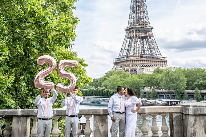 30 min photosession in Paris, all photos sent and edited - Timing, rain, and traffic: how to make the day work