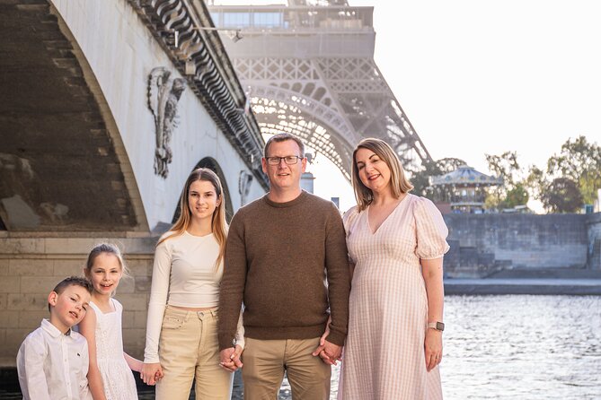 30 min photosession in Paris, all photos sent and edited - Price and value: is $72.59 worth it?