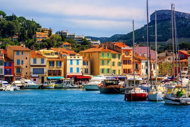 5-Hour Private Sightseeing Tour of the Provence from Marseille in Luxury Car - How the Guide Makes the Whole Route Feel Personal