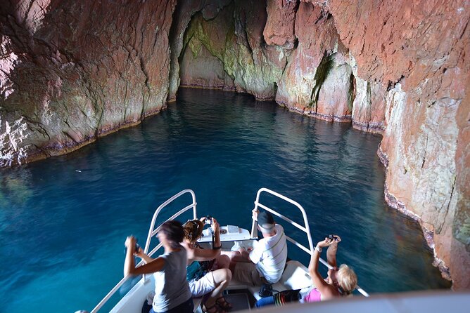 Afternoon in Scandola and creeks of Piana with stop in Girolata - Setting Off From Cargèse, and Why the First 15 Minutes Matter