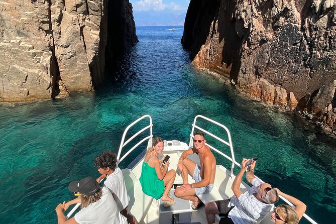 Afternoon in Scandola and creeks of Piana with stop in Girolata - Historical View and Commentary: How the Coast Becomes a Story