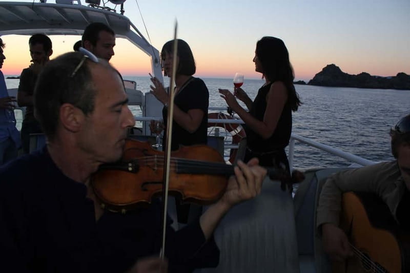 Ajaccio/Porticcio: Sanguinaires Sunset Cruise & Wine Tasting - The Wine Tasting With A Sommelier and Winemaker: What You Actually Get