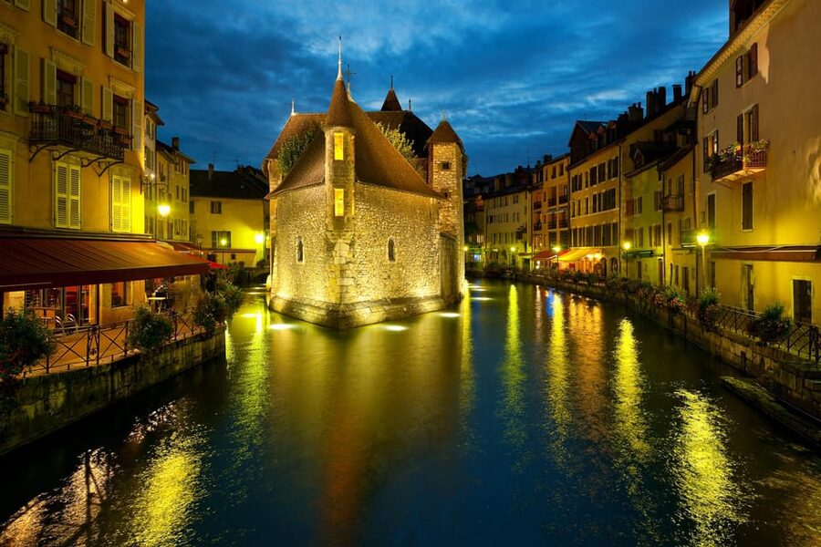 Annecy: Escape game outdoor - the shadow of the sword - Practical Tips So You Enjoy It More