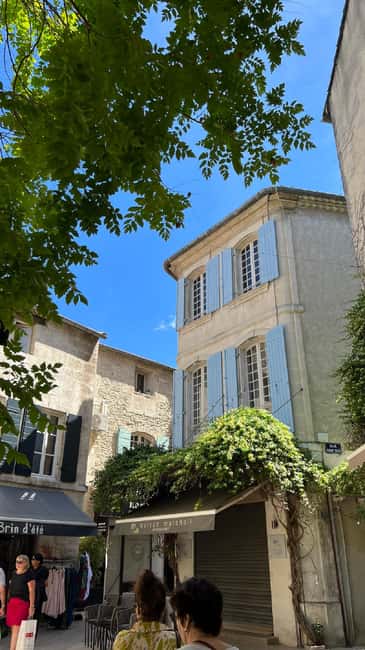 Avignon: Pont du Gard, Saint Remy and Les Baux Half-Day Tour - Who this half-day tour is for