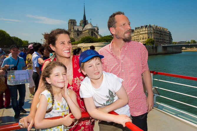 Bateaux Mouches Sightseeing Cruise in Paris with Champagne - Comfort and practical stuff, warmth, restrooms, and seat reality