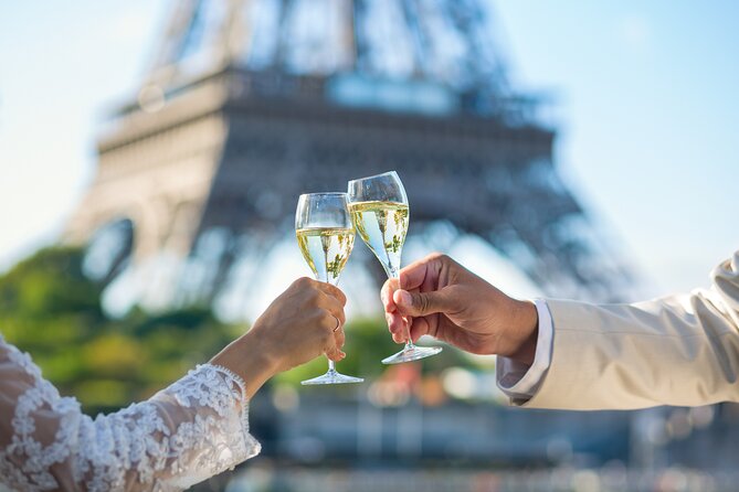 Bateaux Mouches Sightseeing Cruise in Paris with Champagne - Value for money, why this cruise can be a fair deal or a waste