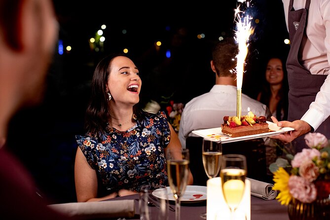 Bateaux Parisiens Seine River Gourmet Dinner & Sightseeing Cruise - The sightseeing route: landmarks you’ll see from the Seine