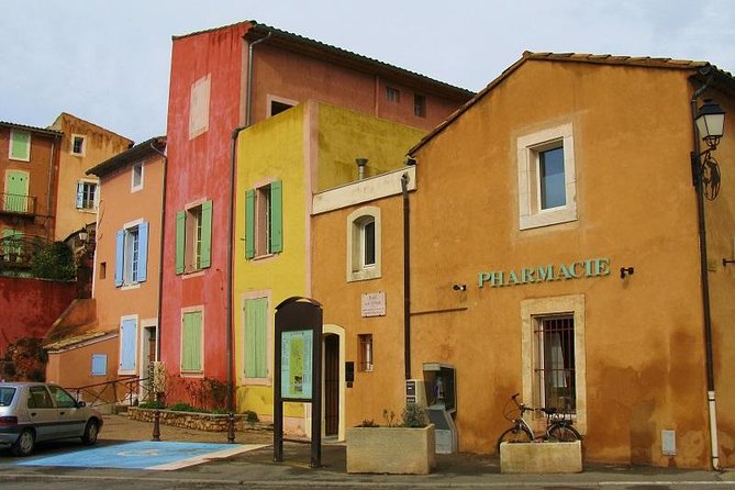 Best of Luberon in an afternoon from Avignon - Stop 1: Roussillon and the Ochre That Colors Everything