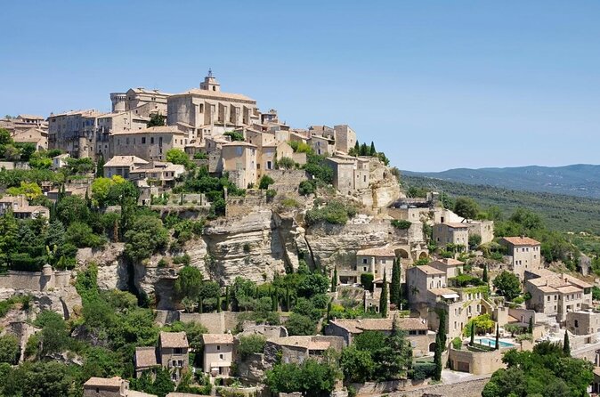 Best of Luberon in an afternoon from Avignon - Stop 2: Le Pont Julien Quick Break for Photos