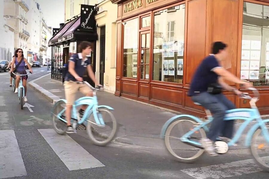 Best of Paris Bike Tour - Break time at Rue Cler: where sightseeing turns into snack time