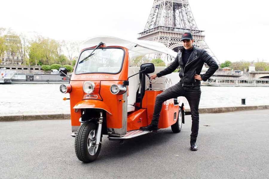 Best of Paris in 2 Hours by Private Electric TukTuk - West-to-river highlights: Concorde, Grand and Petit Palais, Pont Alexandre III
