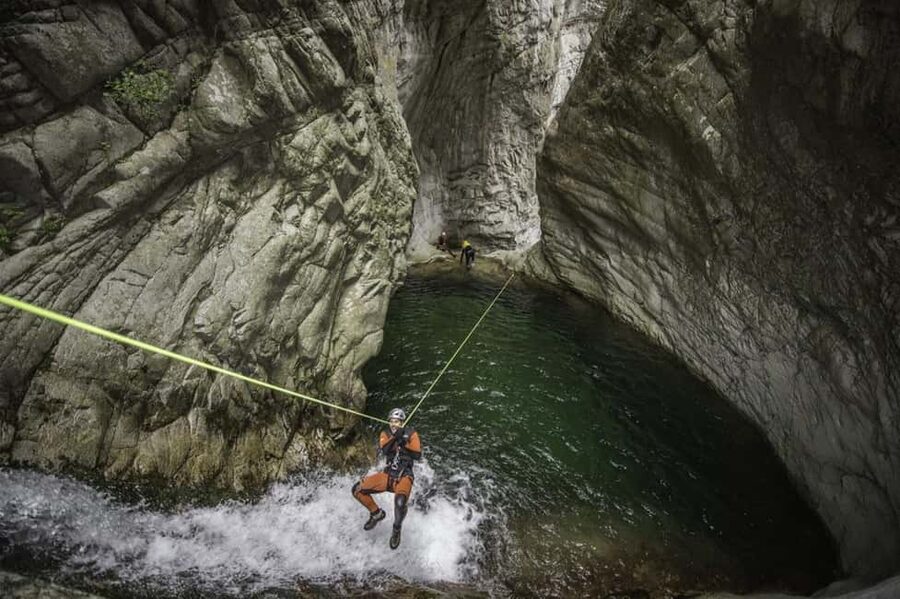 Bocognano: Corsica Richiusa Canyon Tour - What you do in Richiusa: jumps, slides, abseiling, caves