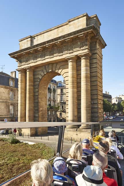 Bordeaux : 1 or 2 day Hop-on Hop-off visit - Getting the best panoramic photos from open-top comfort