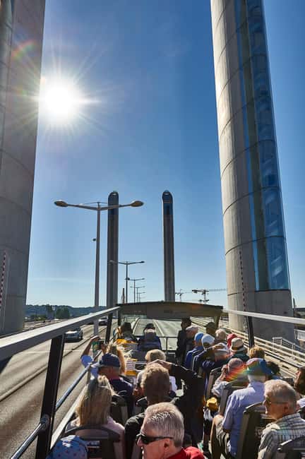 Bordeaux : 1 or 2 day Hop-on Hop-off visit - Submarine Base area: ending with a strong contrast