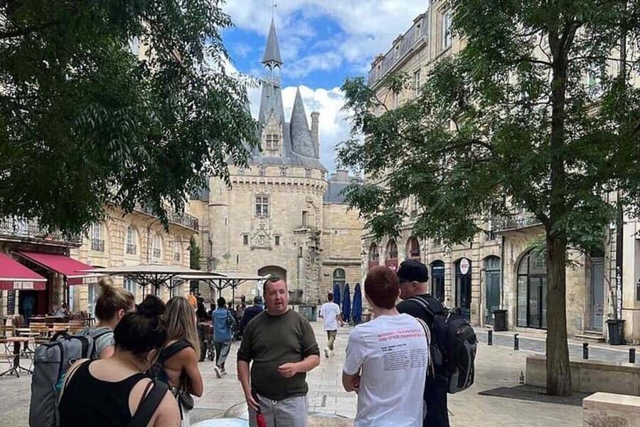 Bordeaux: City Highlights Guided Walking Tour - Why This Two-Hour Bordeaux Highlights Walk Makes the City Click