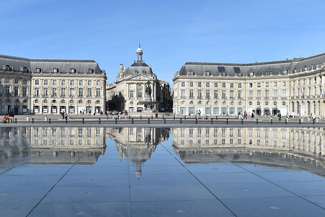 Bordeaux City Pass - Getting started: pick up the card, then start riding