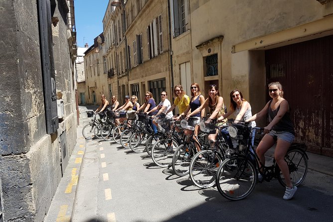 Bordeaux Essentials Sightseeing Bike Tour with a Local Guide - The route beyond the listed stops: river views and off-the-path moments