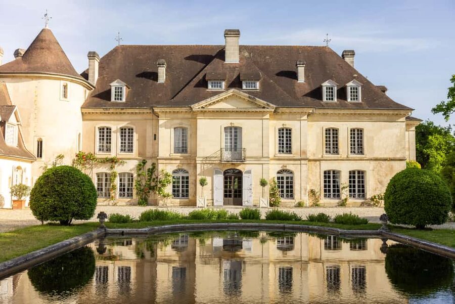Bordeaux Full Day Wine Tour - 3 Wineries & Picnic Lunch - Graves or Pessac-Léognan first, tasting red and white without whiplash
