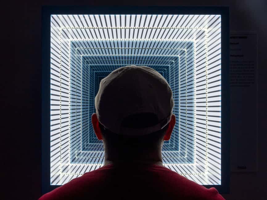 Bordeaux: Museum of Illusions Entry Ticket - How the hour typically unfolds: photo rooms first, then the science