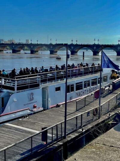 River Garonne Cruise with Glass of Wine and Canelé