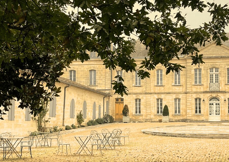 Bordeaux : Unforgettable Saint Emilion Half Day Wine Tour - Arriving in Saint-Émilion: UNESCO village time with a real plan
