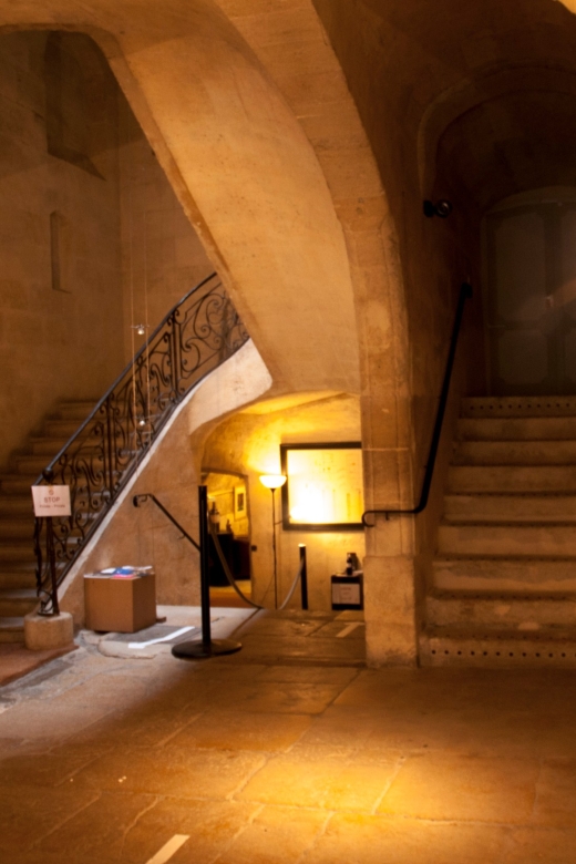 Bordeaux: Wine and Trade Museum Entry Ticket & Wine Tasting - The vaulted cellars and what they teach about barrel aging