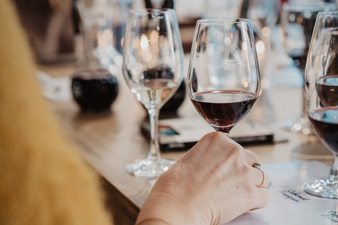 Bordeaux Wines Masterclass paired with cheeses & charcuterie - Who this Bordeaux class suits best