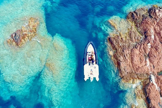 Calanques de l'Estérel - Departure from AGAY - Getting on board in Agay: where to meet and what to expect