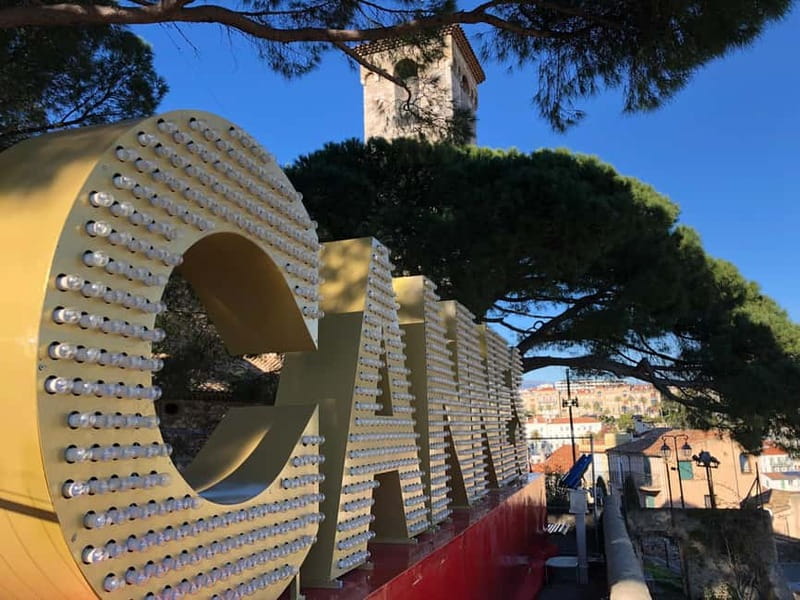 Cannes: City Tour in a Vintage Bus - Le Suquet: Panoramas Over Cannes and the Old-District Mood (30 Minutes)
