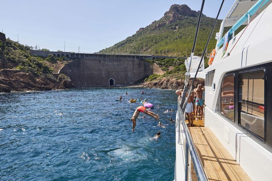 Cannes: Half-Day Catamaran Cruise with Lunch - Lunch on board, rosé included, and the reality of a cold buffet