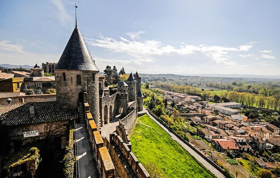 Carcassonne: Castle and Ramparts Entry Ticket - Salle Pierre Embry: the 15th-century statue window you’ll remember