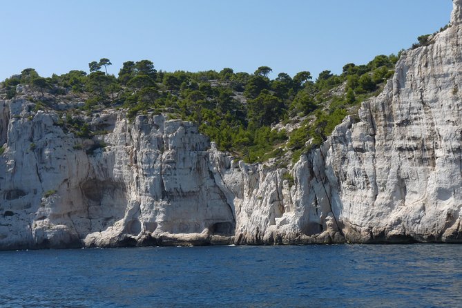 Cassis and Aix en Provence Sightseeing Tour from Marseille - Cassis village time, plus the calanques boat option (paid on the spot)