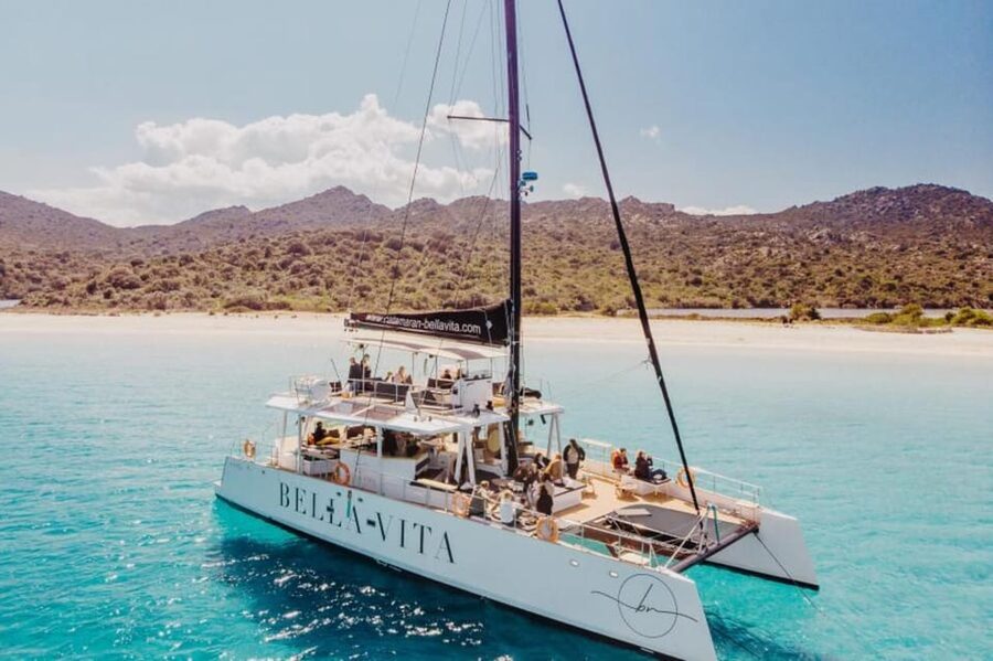 Catamaran day excursion - Guides, captain choices, and weather reality (especially with wind)