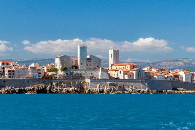 Certified tour guide-Most Exhaustive French Riviera private tour - Monaco on Foot: Prince Palace, Changing Guards, and the Cathedral