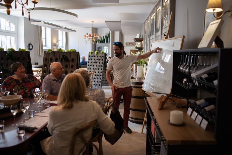 Champagne: Champagne Tasting Class with Lunch - Olfactory workshop and the blind tasting quiz: how you train your palate