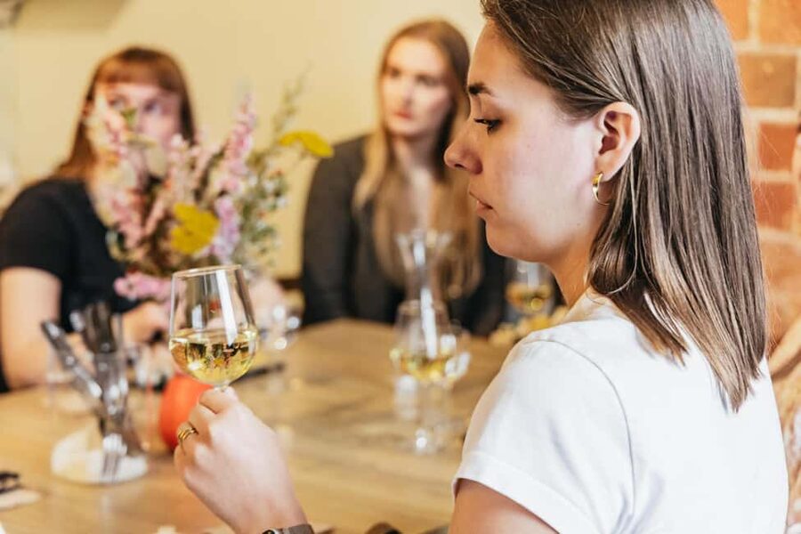 Cheese & Wine Tasting in Montmartre with Local Cheesemonger - What the experience feels like in the room: funny, friendly, and interactive