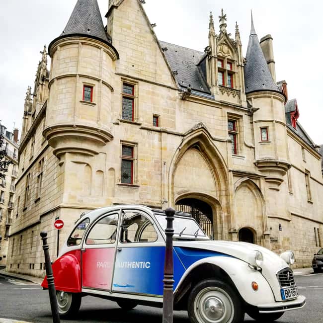 Classic, Romantic Paris: 3-Hour Vintage 2CV Tour - What your guide actually does, and why it shows up in reviews