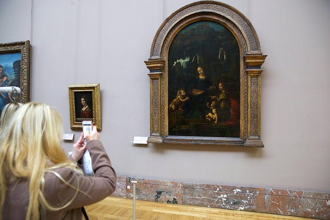 Closing Time at the Louvre: The Mona Lisa at her Most Peaceful - Guides, headset audio, and the small-group advantage
