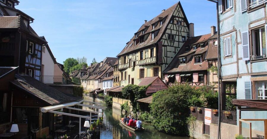 Colmar: Highlights Walking Tour and Wine Tasting - A smart way to see Colmar, in just two hours