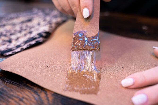 Craft a Unique Parisian luxury bag - FAQ