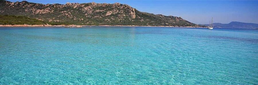 Day cruise to the Cerbicales & Lavezzi Islands with lunch - Lavezzi Islands stop at noon, lunch included