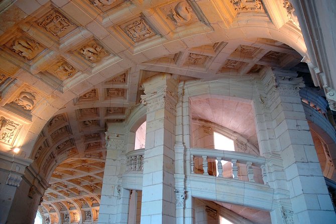 Day Tour of Chateaux of Chenonceau, Chambord & Caves Ambacia from Tours/Amboise - A 9-hour Loire chateau day that actually fits together