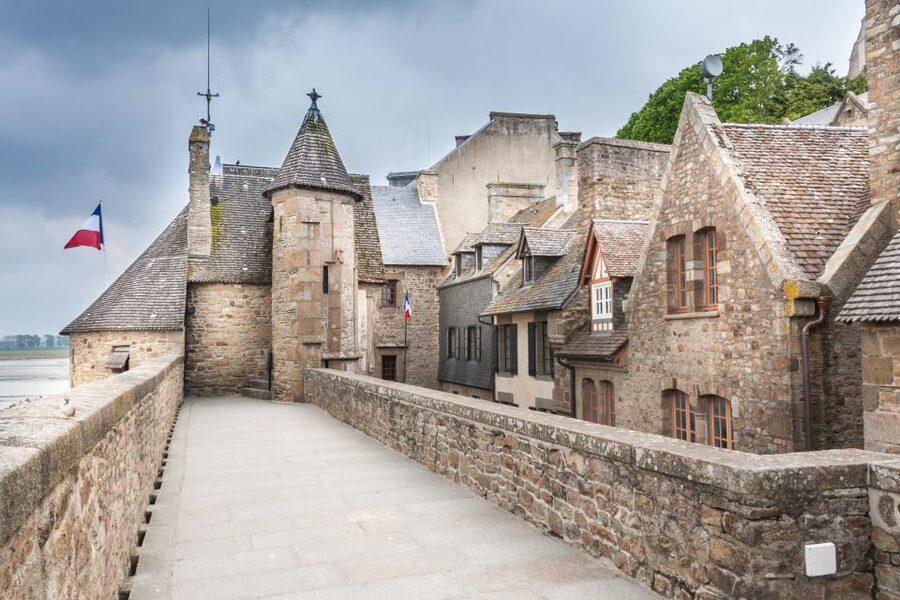 Day Trip to Mont-Saint-Michel from Paris - Seasonal notes, closures, and when the abbey changes the rules
