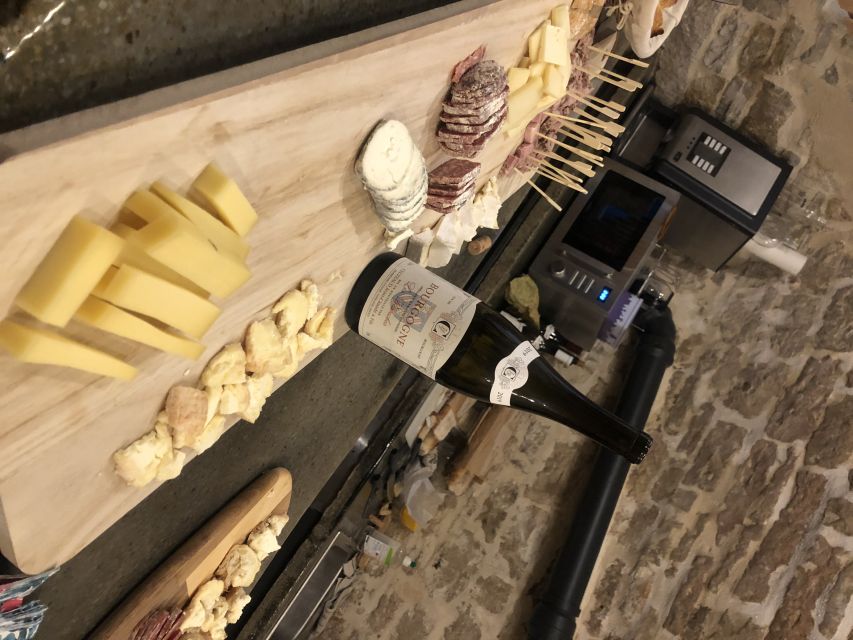 Dijon: Cheese and Burgundy Wine Tasting Workshop - A cellar workshop in central Dijon, built for tasting