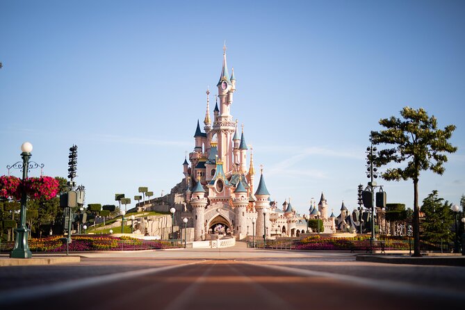 Disneyland® Paris 1 Day Ticket with Transport from Paris - Food, allergies, and how to plan your day without guessing