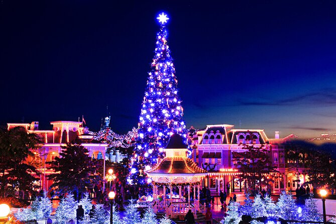 Disneyland® Paris Parks Admission Tickets - Getting there from central Paris with RER A