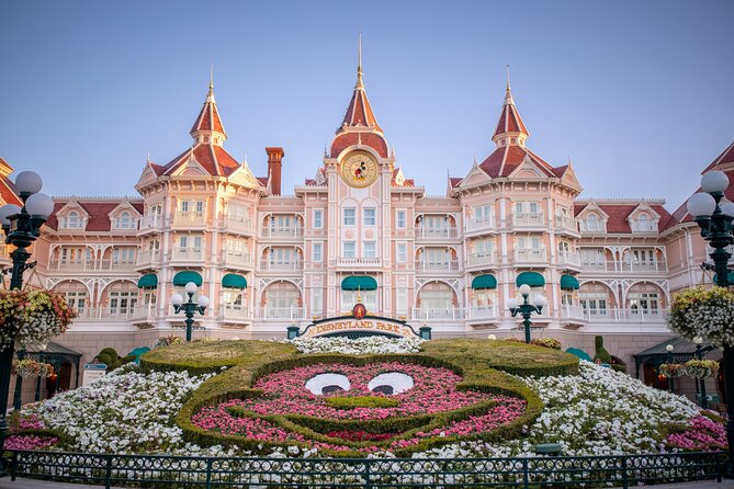 Disneyland® Paris Parks Admission Tickets - Food, crowds, and planning like a grown-up